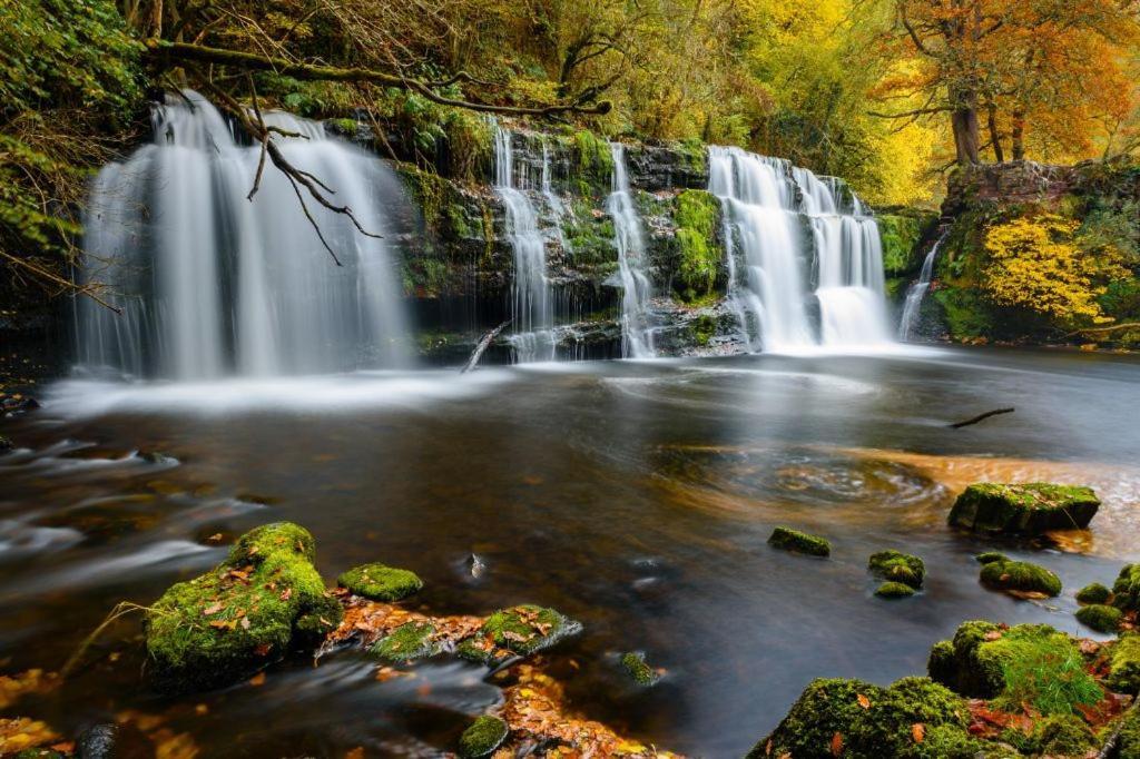Dare Valley Cottage Ex Miners Cottage Near Zip World Pen Y Fan Waterfalls Aberdare Exterior foto